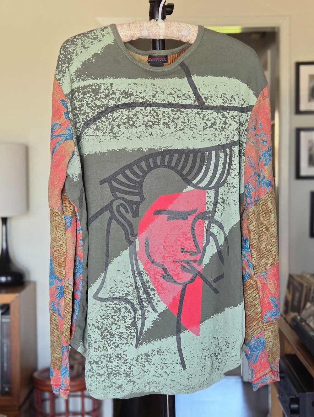 Custo Barcelona VTG Y2K Graphic Long Sleeve Crewneck Shirt